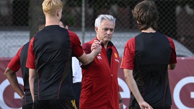 ROME, ITALY - OCTOBER 19: AS Roma coach Josè Mourinho  during an AS Roma training session at Centro Sportivo Fulvio Bernardini on October 19, 2023 in Rome, Italy. (Photo by Luciano Rossi/AS Roma via Getty Images)