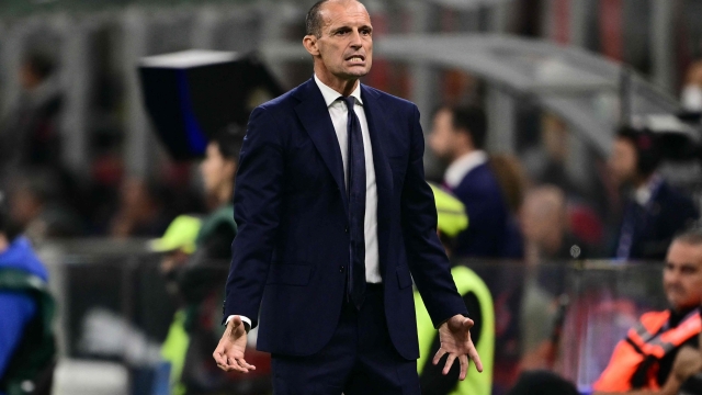 Juventus' Italian coach Massimiliano Allegri reacts during the Italian Serie A football match between Milan and Juventus at San Siro Stadium, in Milan on October 22, 2023. (Photo by Marco BERTORELLO / AFP)