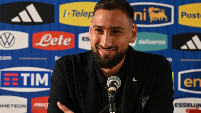 BARI, ITALY - OCTOBER 13: Gianluigi Donnarumma of Italy speaks with the media during a press conference at Stadio San Nicola on October 13, 2023 in Bari, Italy. (Photo by Claudio Villa/Getty Images)