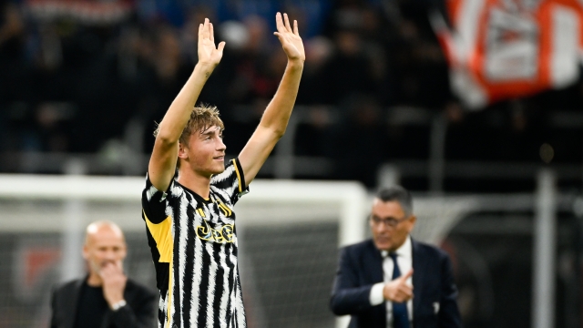 MILAN, ITALY - OCTOBER 22: Juventus player Dean Huijsen celebrating at the end of the match during the Serie A TIM match between AC Milan and Juventus at Stadio Giuseppe Meazza on October 22, 2023 in Milan, Italy. (Photo by Daniele Badolato - Juventus FC/Juventus FC via Getty Images)