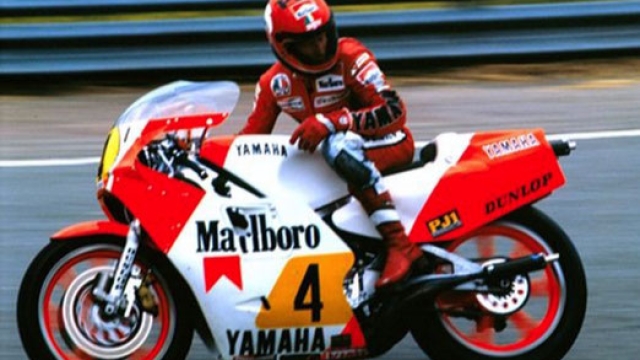 Randy Mamola con la prima Yamaha 500 livrea Marlboro nel 1982 83