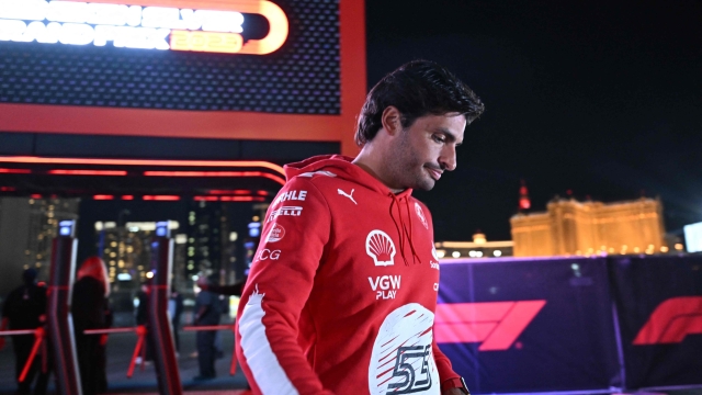 Ferrari's Spanish driver Carlos Sainz Jr.,  arrives for the first practice session of the Las Vegas Grand Prix on November 16, 2023, in Las Vegas, Nevada. (Photo by Jim WATSON / AFP)