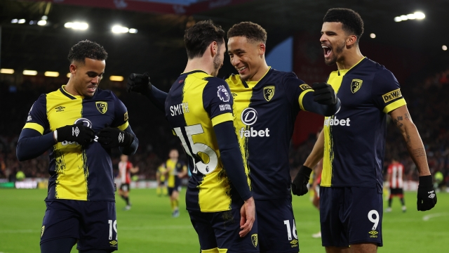 SHEFFIELD, ENGLAND - NOVEMBER 25: Marcus Tavernier of AFC Bournemouth celebrates with teammates after scoring the team's third goal during the Premier League match between Sheffield United and AFC Bournemouth at Bramall Lane on November 25, 2023 in Sheffield, England. (Photo by Catherine Ivill/Getty Images)