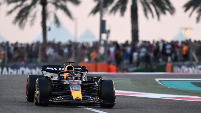 Red Bull Racing's Dutch driver Max Verstappen competes during the Abu Dhabi Formula One Grand Prix at the Yas Marina Circuit in the Emirati city on November 26, 2023. (Photo by Jewel SAMAD / AFP)