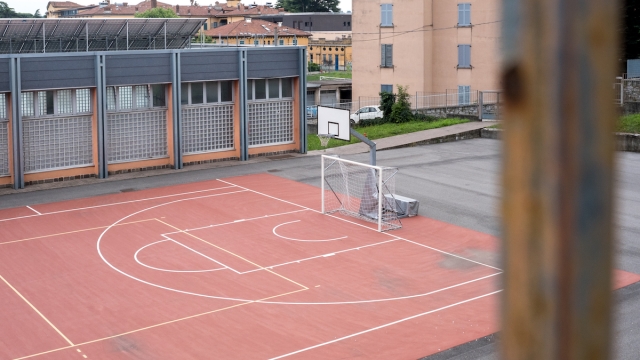 Palestre a scuola e impianti sportivi al Centro-Sud Italia