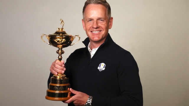 LONDON, ENGLAND - NOVEMBER 28: 2025 European Ryder Cup Captain, Luke Donald poses with the Ryder Cup on November 28, 2023 in London, England. (Photo by Warren Little/Getty Images)