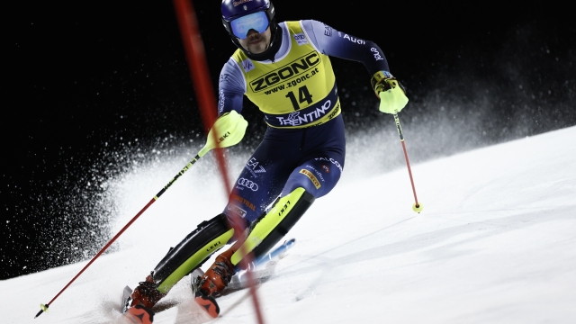 Italy's Alex Vinatzer speeds down the course during an alpine ski, men's World Cup slalom, in Madonna di Campiglio, Italy, Friday, Dec. 22, 2023. (AP Photo/Gabriele Facciotti)