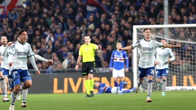 Foto Tano Pecoraro/LaPresse 23 dicembre 2023 Genova, Italia - sport, calcio - Sampdoria vs Feralpisalo - Campionato di calcio Serie BKT 2023/2024 - Stadio Luigi Ferraris. Nella foto: zennaro mattia esultanza  December 23, 2023 Genova, Italy - sport, soccer - Sampdoria vs Feralpisalo - Italian Football Championship League BKT 2023/2024 - Luigi Ferraris stadium. In the pic: zennaro mattia exultation