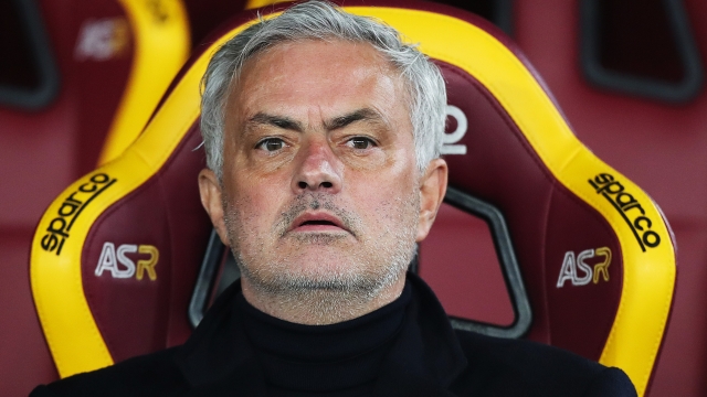 ROME, ITALY - JANUARY 07: Jose Mourinho, Head Coach of AS Roma, looks on prior to the Serie A TIM match between AS Roma and Atalanta BC at Stadio Olimpico on January 07, 2024 in Rome, Italy. (Photo by Paolo Bruno/Getty Images)