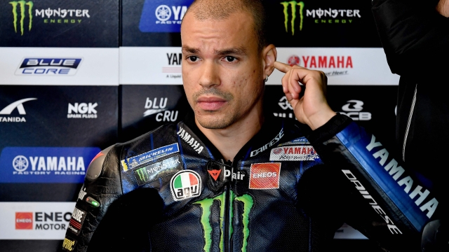 Monster Energy Yamaha MotoGP's Italian rider Franco Morbidelli gets ready to ride during the MotoGP second free practice session in Phillip Island on October 14, 2022, ahead of Australian MotoGP Grand Prix. (Photo by Paul CROCK / AFP) / -- IMAGE RESTRICTED TO EDITORIAL USE - STRICTLY NO COMMERCIAL USE --