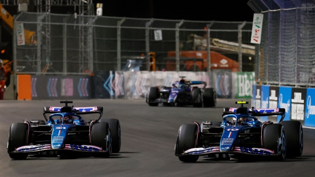LAS VEGAS, NEVADA - NOVEMBER 18: Esteban Ocon of France driving the (31) Alpine F1 A523 Renault and Pierre Gasly of France driving the (10) Alpine F1 A523 Renault battle for track position on track during the F1 Grand Prix of Las Vegas at Las Vegas Strip Circuit on November 18, 2023 in Las Vegas, Nevada.   Chris Graythen/Getty Images/AFP (Photo by Chris Graythen / GETTY IMAGES NORTH AMERICA / Getty Images via AFP)