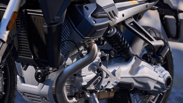 Moto Guzzi Stelvio 2024 1.200