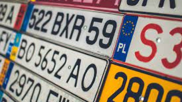 Auto con targa estera: le nuove regole, le eccezioni e le sanzioni previste dal Codice della Strada