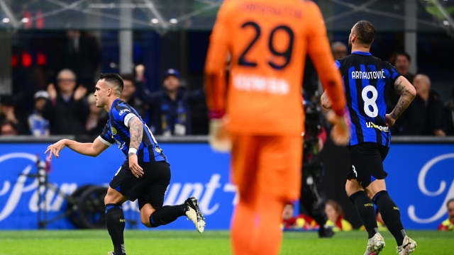 MILAN, ITALY - FEBRUARY 28:  Lautaro Martinez of FC Internazionale celebrates after scoring the goal during the Serie A TIM match between FC Internazionale and Atalanta BC - Serie A TIM  at Stadio Giuseppe Meazza on February 28, 2024 in Milan, Italy. (Photo by Mattia Pistoia - Inter/Inter via Getty Images)