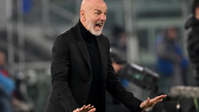 AC Milan's Italian coach Stefano Pioli reacts during the Italian Serie A football match between Lazio and AC Milan on March 01, 2024 at the Olympic stadium in Rome. (Photo by Alberto PIZZOLI / AFP)