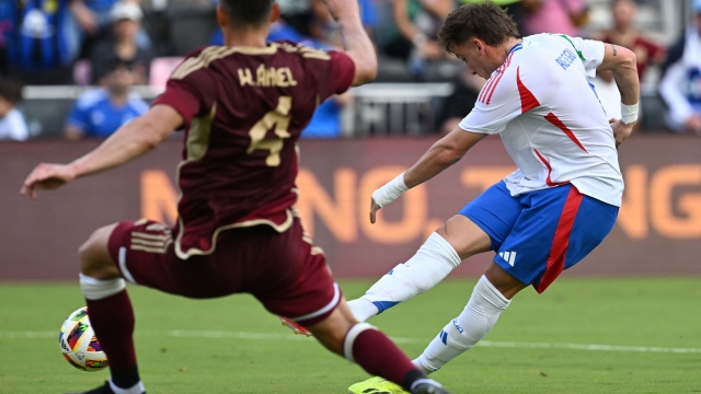 FORT LAUDERDALE, FLORIDA - MARCH 21: Mateo Retegui of Italy scores the goal during the International Friendly match between Venezuela and Italy at Chase Stadium on March 21, 2024 in Fort Lauderdale, Florida.   Claudio Villa/Getty Images/AFP (Photo by CLAUDIO VILLA / GETTY IMAGES NORTH AMERICA / Getty Images via AFP)