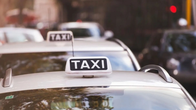 Come diventare tassista in Italia: requisiti, procedure, costo della licenza e requisiti