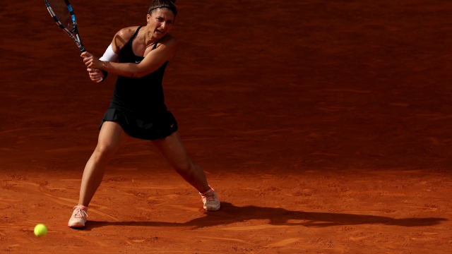 MADRID, SPAIN - APRIL 24:  Sara Errani of Italy returns a backhand in her match against Caroline Wozniacki of Denmark on Day Two of the Mutua Madrid Open at La Caja Magica on April 24, 2024 in Madrid, Spain.  (Photo by Clive Brunskill/Getty Images)