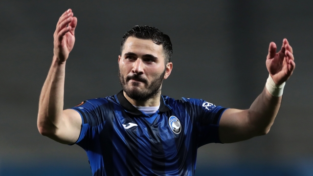 BERGAMO, ITALY - MARCH 14: Sead Kolasinac of Atalanta BC celebrates victory in the UEFA Europa League 2023/24 round of 16 second leg match between Atalanta and Sporting CP at the Stadio di Bergamo on March 14, 2024 in Bergamo, Italy. (Photo by Emilio Andreoli/Getty Images)