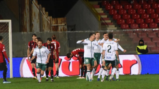 FOGGIA AVELLINO 1-3 ESULTANZA PRIMO GOL AVELLINO FOTO FRANCO CAUTILLO1 - Foggia Avellino 1-3 - fotografo: Franco Cautillo