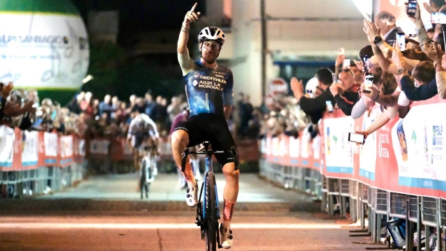 Andrea Vendrame trionfa al Cycling Stars Criterium di Pieve di Soligo