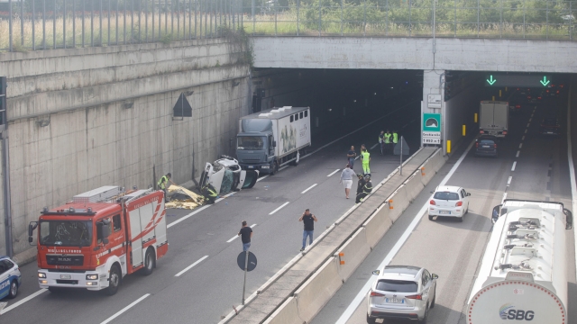 Il luogo dove due persone sono morte e due sono rimaste gravemente ferite in un incidente stradale avvenuto  sulll'A52 tra un'auto e un camion che ha coinvolto 4 giovani tra i 18 e i 25 anni.tra Pero e Cerchiate, 7 giugno 2024. ANSA/Sergio Pontoriero