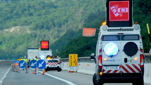 18/06/2024 Vittorio Veneto Incidente in autostrada sul viadotto del Fadalto coinvolto operaio - Incidente in autostrada sul viadotto del Fadalto coinvolto operaio - fotografo: JURGEN PANAJOTTI