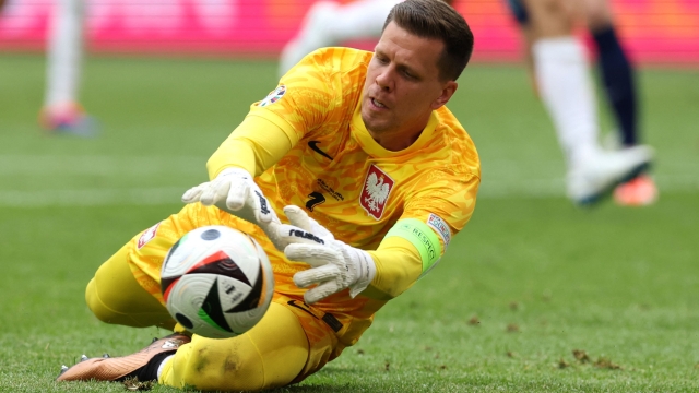 Szczesny curiosita ballo famiglia di portieri e moglie cantante Gazzetta