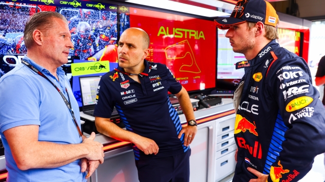 SPIELBERG, AUSTRIA - JUNE 27: Max Verstappen of the Netherlands and Oracle Red Bull Racing, race engineer Gianpiero Lambiase and Jos Verstappen talk in the garage during previews ahead of the F1 Grand Prix of Austria at Red Bull Ring on June 27, 2024 in Spielberg, Austria. (Photo by Mark Thompson/Getty Images)