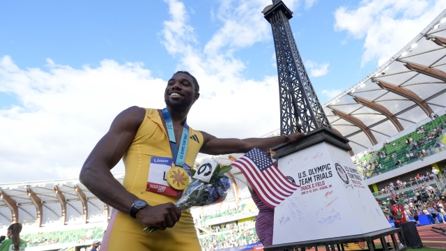 Noah Lyles celebrates after winning the men's 200-meter final during the U.S. Track and Field Olympic Team Trials Saturday, June 29, 2024, in Eugene, Ore. (AP Photo/George Walker IV)