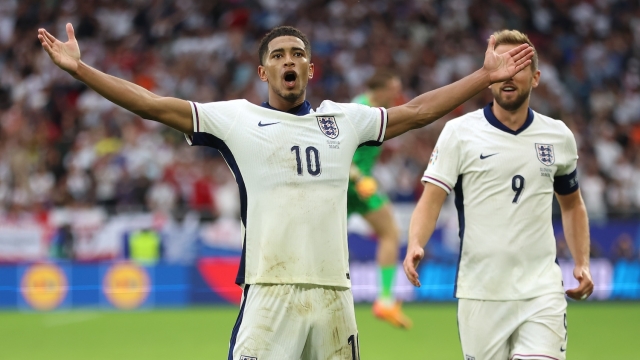 Dear England, il gol in rovesciata di Bellingham entra nell'adattamento tv della BBC