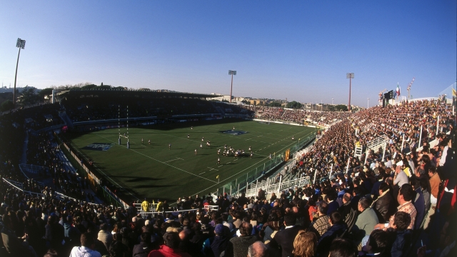 ROME FEBRUARY 5:  General view of the Flaminio Stadium, 5 February 2002 during the 6 Nations Championship match between Italy and Scotland in Rome, Italy. Italy won the match 34 - 20. (Photo by Keith Beckley/Getty Images)