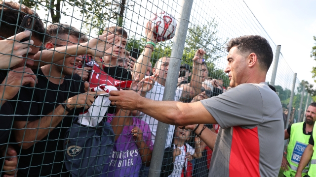 CAIRATE, ITALY - JULY 08: Paulo Fonseca Head coach of AC Milan meets the fans during an AC Milan Training Session at Milanello on July 08, 2024 in Cairate, Italy. (Photo by Giuseppe Cottini/AC Milan via Getty Images)