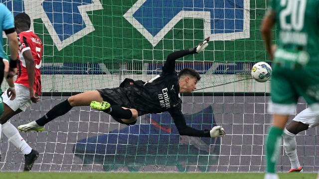 VIENNA, AUSTRIA - JULY 20:  Lorenzo Torriani of AC Milan in action during the Pre-season Friendly match between SK Rapid Wien and AC Milan at Allianz Stadion on July 20, 2024 in Vienna, Austria. (Photo by Claudio Villa/AC Milan via Getty Images)