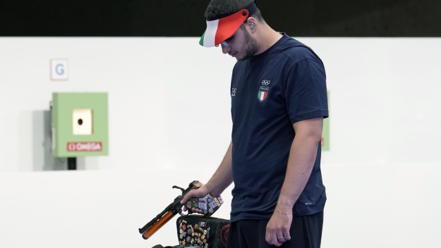 Italy's Frederico Nilo Maldini competes in the 10m air pistol men's final at the 2024 Summer Olympics, Sunday, July 28, 2024, in Chateauroux, France. (AP Photo/Manish Swarup)