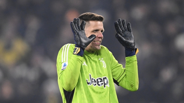 Foto Fabio Ferrari/LaPresse 8 Dicembre 2023 - Torino, Italia - sport, calcio - Juventus vs Napoli - Campionato italiano di calcio Serie A TIM 2023/2024 - Juventus Stadium. Nella foto:Wojciech Szczesny (Juventus FC);   December 8, 2023 Turin, Italy - sport, calcio -Juventus vs Napoli - Italian Serie A Football Championship 2023/2024 - Juventus Stadium. In the pic:Wojciech Szczesny (Juventus FC);