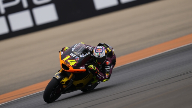 Italian rider Tony Arbolino of the ELF Marc VDS Racing Team rides on his way to finishing second in the Moto2 race during the Aragon Motorcycle Grand Prix at the MotorLand Aragon circuit, in Alcaniz, Spain, Sunday, Sept. 1, 2024. (AP Photo/Jose Breton)