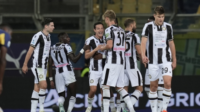 Udinese's Florian Thauvin celebrates after scoring the 1-0 goal for his team 2-3 during the Serie A Enilive 2024/2025 match between Parma and Udinese - Serie A Enilive at Ennio Tardini Stadium - Sport, Soccer - Parma, Italy - Monday September 16, 2024 (Photo by Massimo Paolone/LaPresse)