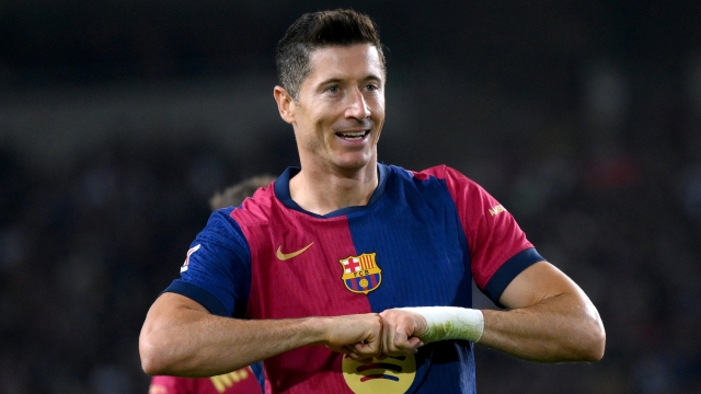 BARCELONA, SPAIN - SEPTEMBER 25: Robert Lewandowski of FC Barcelona celebrates scoring his team's first goal during the La Liga EA Sports match between FC Barcelona and Getafe CF  at Camp Nou on September 25, 2024 in Barcelona, Spain. (Photo by David Ramos/Getty Images)