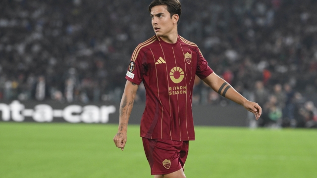 ROME, ITALY - SEPTEMBER 26: AS Roma player Paulo Dybala during the UEFA Europa League 2024/25 League Phase MD1 match between AS Roma and Athletic Club at Stadio Olimpico on September 26, 2024 in Rome, Italy. (Photo by Luciano Rossi/AS Roma via Getty Images)