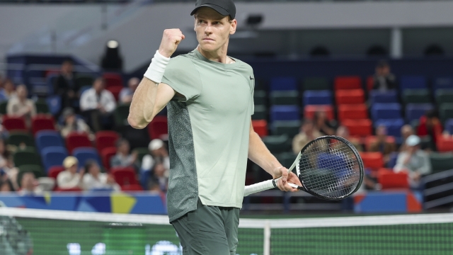 SHANGHAI, CHINA - OCTOBER 06: Jannik Sinner of Italy reacts in the Men's singles 3rd Round match against Tomas Martin Etcheverry of Argentina on Day 7 of 2024 Shanghai Rolex Masters at Qi Zhong Tennis Centre on October 06, 2024 in Shanghai, China. (Photo by Zhe Ji/Getty Images)