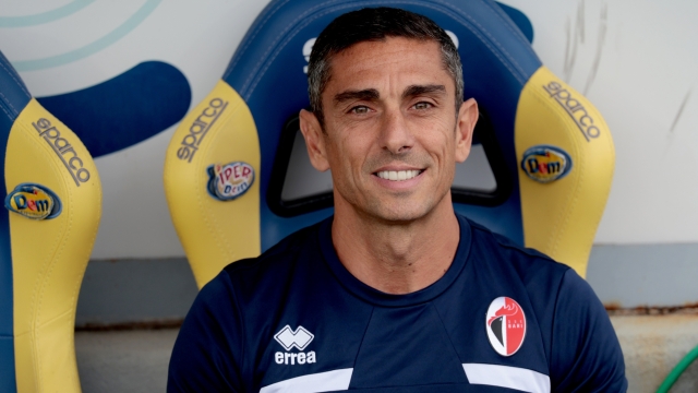 Moreno Longo allenatore (SSC Bari); durante la partita tra Frosinone e Bari del Campionato italiano di calcio Serie BKT 2024/2025 - Stadio Benito Stirpe, Frosinone, Italia - 22 Settembre  2024 - Sport
(Photo by Alessandro Garofalo/LaPresse)


Moreno Longo head coach (SSC Bari);   during the Serie BKT soccer match between Frosinone and Bari at the Benito Stirpe  Stadium in Frosinone, southern italy - Sunday, September 22 , 2024. Sport - Soccer . 
(Photo by Alessandro Garofalo/LaPresse)