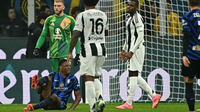 Inter Milan's Dutch defender #02 Denzel Dumfries reacts during the Italian Serie A football match between Inter Milan and Juventus at San Siro stadium in Milan, on October 27, 2024. (Photo by Gabriel BOUYS / AFP)