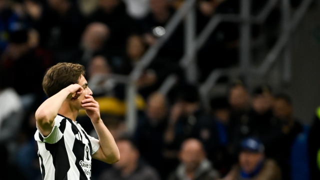 MILAN, ITALY - OCTOBER 27: Kenan Yildiz of Juventus celebrates 4-3 goal during the Serie A match between FC Internazionale and Juventus at Stadio Giuseppe Meazza on October 27, 2024 in Milan, Italy. (Photo by Daniele Badolato - Juventus FC/Juventus FC via Getty Images)