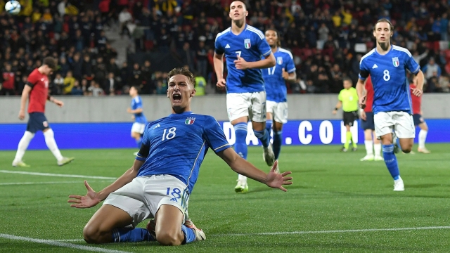 BOLZEN, ITALY - OCTOBER 17: Francesco Pio Esposito of Italy celebrates after scoring his team's second goal during the UEFA U21 EURO Qualifier match between Italy and Norway at Stadio Druso on October 17, 2023 in Bolzen, Italy. (Photo by Alessandro Sabattini/Getty Images)