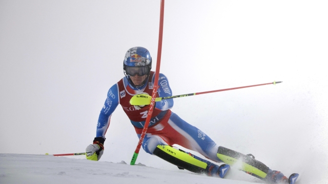 LEVI, FINLAND - NOVEMBER 17: Clement Noel of Team France in action during the Audi FIS Alpine Ski World Cup Men's Slalom on November 17, 2024 in Levi, Finland. (Photo by Christophe Pallot/Agence Zoom/Getty Images)