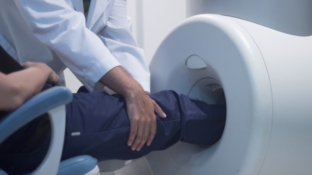 © This photo is Copyright Edward Olive. All rights are reserved. Do not steal this image. Esta fotos es copyright. Todos los derechos reservados. Do not use this picture without permission. Permission for use may be available upon written request. Thankyou for understanding and respecting. http://www.edwardolive.net/ edwardolive@hotmail.com Edward Olive is an upscale wedding & photographic studio portrait photographer - Fotografo de bodas de lujo, eventos sociales de alto standing y estudio fotografico de retratos. Photographe de mariages. Hochzeitsfotograf Madrid Barcelona Valencia Espana Milano Roma Italia London UK Paris France. Edward Olive takes portraits, weddings, children, fashion, beauty, corporate, commerical & RM RF stock image photo bank. Fotos de retratos, bodas, moda, lenceria, belleza, books de actor, bebes, primeras comuniones, bautizos, embarazadas, desnudos artisticosy RF RM stock foto.