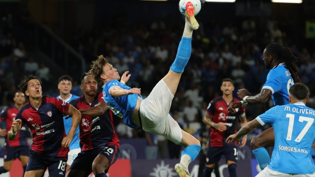 Napoli's Scott McTominay during the Serie A soccer match between Napoli and Cagliari  at the Diego Armando Maradona Stadium in Naples, southern italy - Saturday , August 30 , 2025. Sport - Soccer .  (Photo by Alessandro Garofalo/LaPresse)