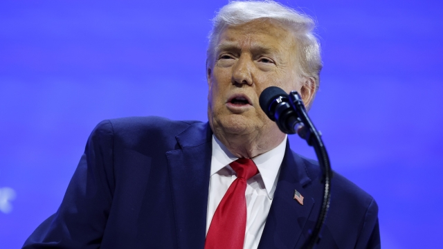 Narcisista o solipsista? Le differenze e le caratteristiche