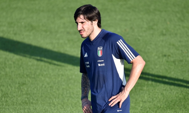 Tonali ha scommesso sul Milan rischia un anno di squalifica
